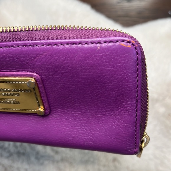 Marc by Marc Jacobs full size wallet - Picture 6 of 9